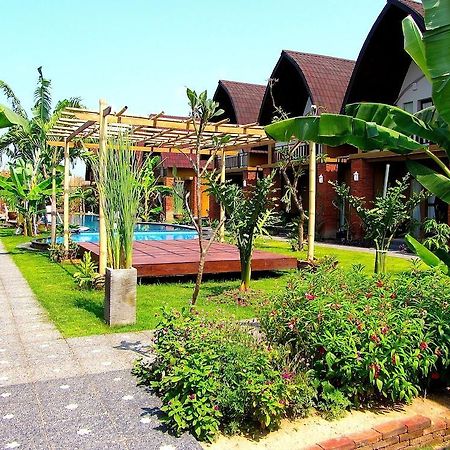 The Janan Villa Denpasar  Exterior photo